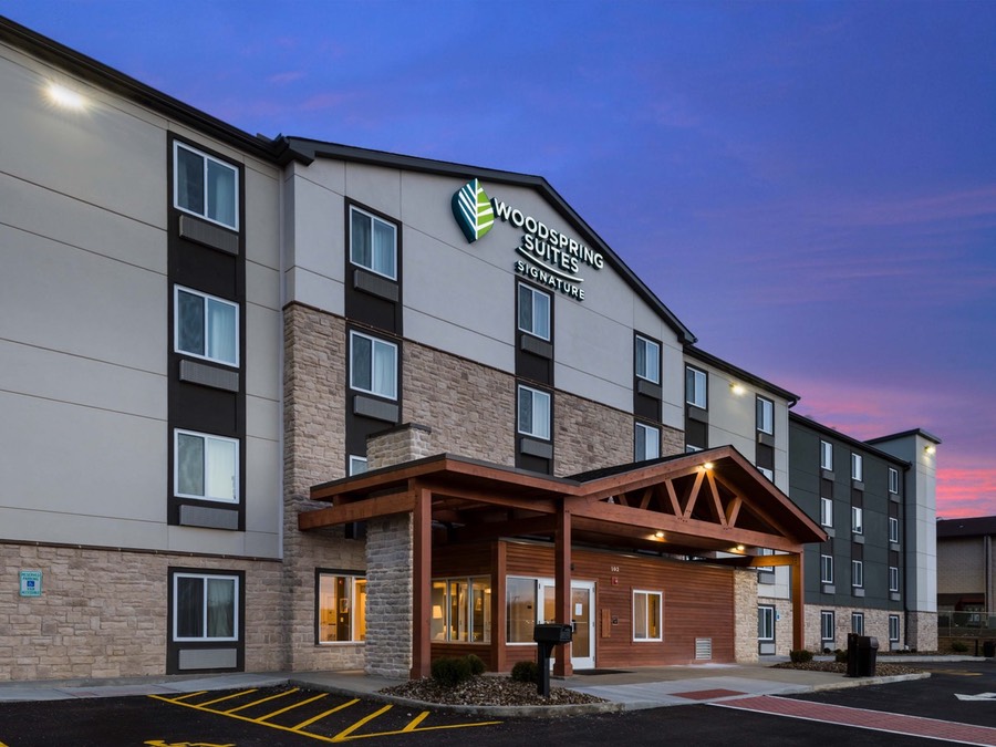 WoodSpring Suites Signature Pittsburgh Cranberry Extended Stay Hotel Exterior 4 4000x3000